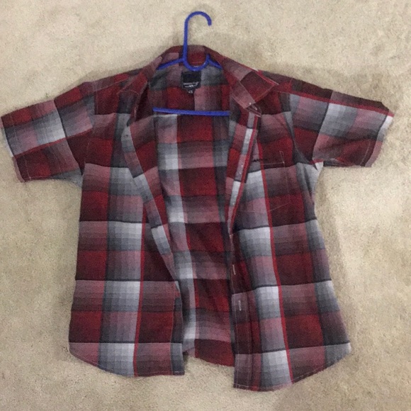 Short Sleeve Red Button up - Picture 1 of 2